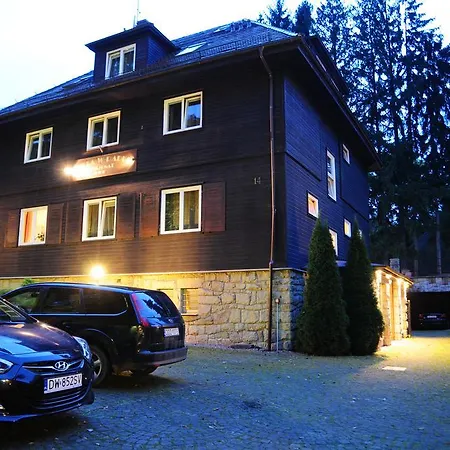 W Parku 3* بولانيكا- زدروي