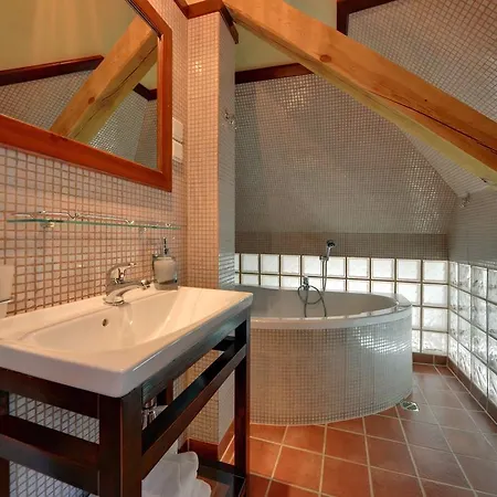 Gasthof W Parku 3*